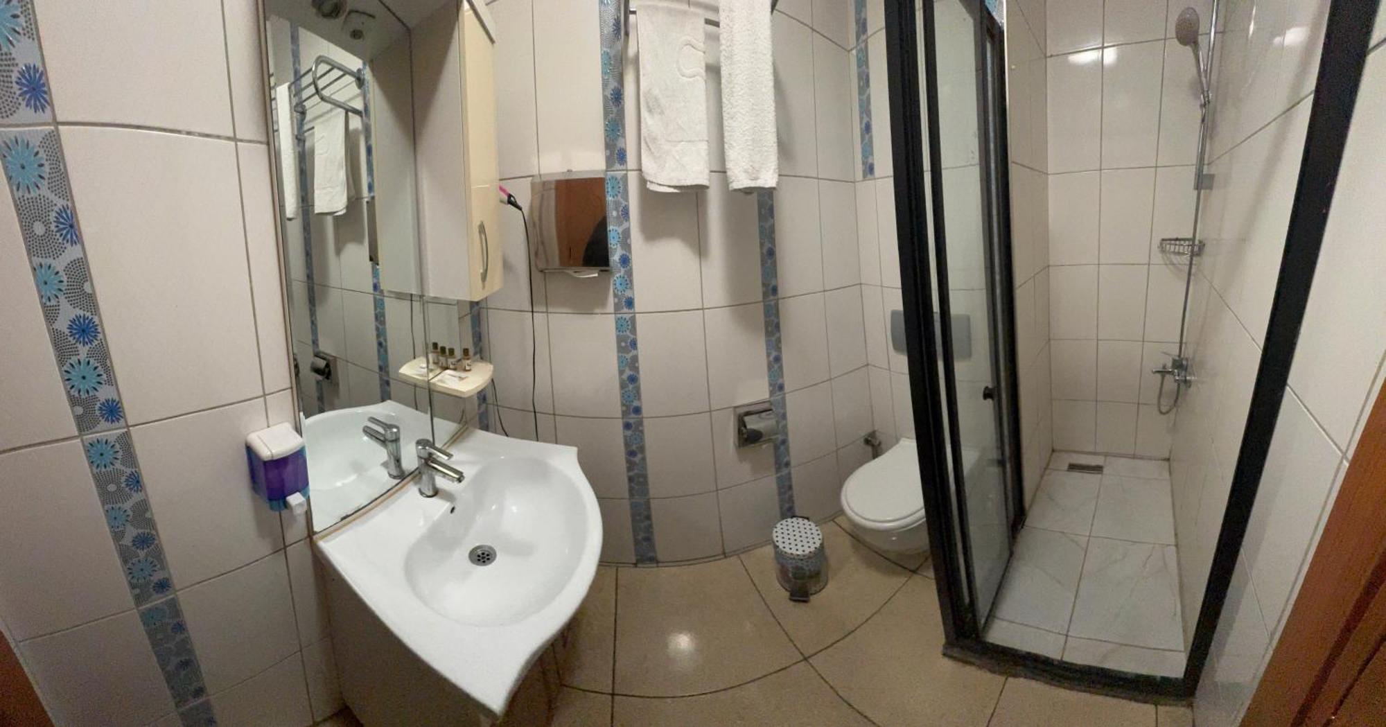 Esen Life Hotel อิสตันบูล ภายนอก รูปภาพ
